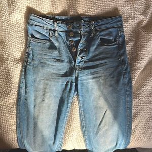 American Eagle Super Hi-Rise Jeggings